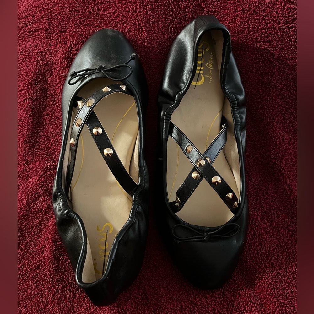 NWOT SAM EDELMAN CIRCUS Black Studded Ballet Flats